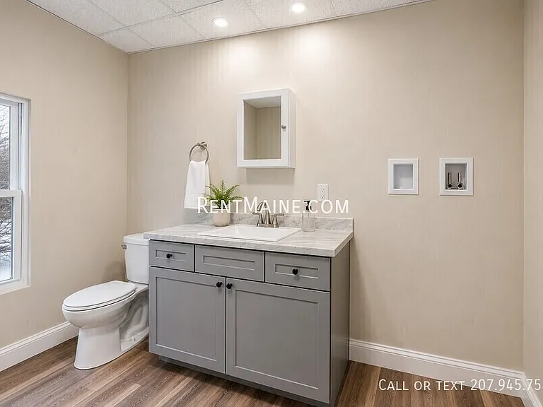392 S Main St #1 — Photo 16