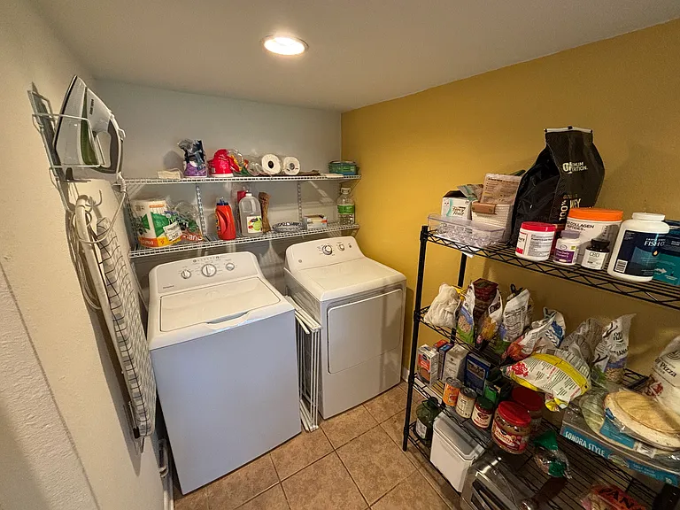 6727 Hialeah Dr — Photo 11