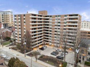220 N Dithridge St APT 803, Pittsburgh, PA 15213