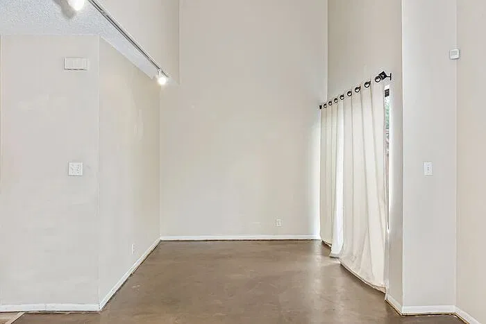 2 bed, 2.0 bath, $1,650 — Photo 3