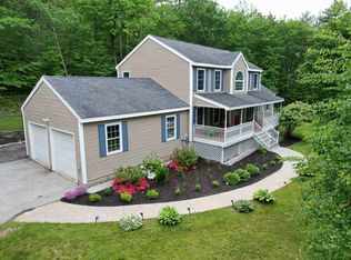 1049 River Rd, Weare, NH 03281