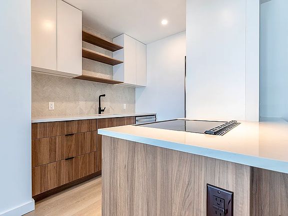 3rd image of 953 Dean St #768