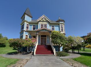 682 34th St, Astoria, OR 97103