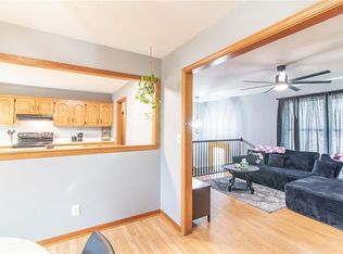 1208 Cambridge Dr, Warrensburg, MO 64093