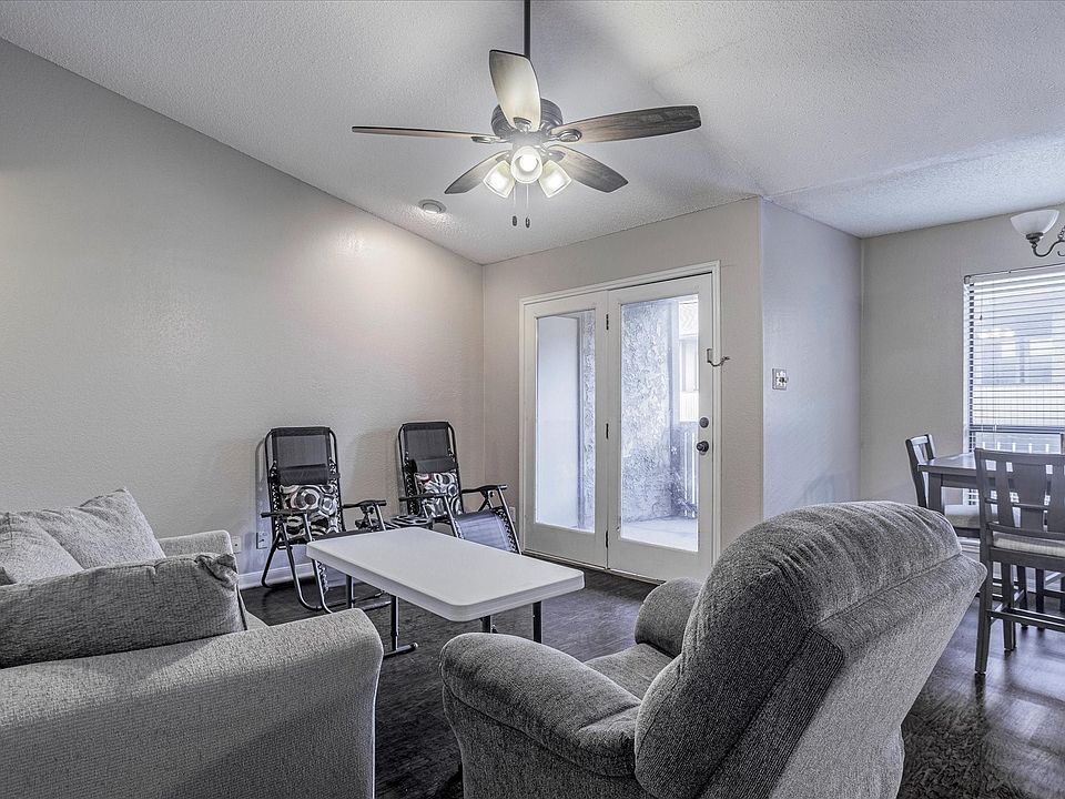 Cloisters Condominiums 1200 Harwell Dr Arlington TX Zillow