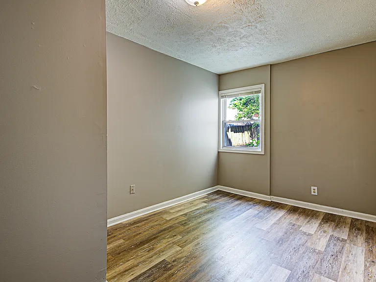 1307 E Market St #1 — Photo 13