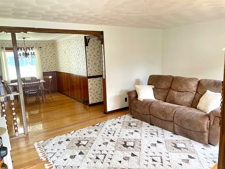 218 Lynnhaven Dr — Photo 6