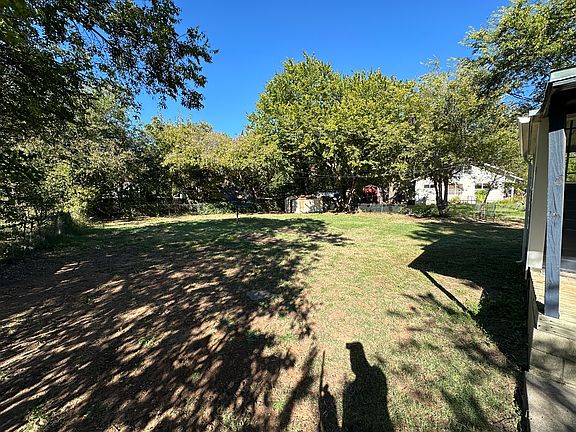 5th image of 415 W Tonhawa St