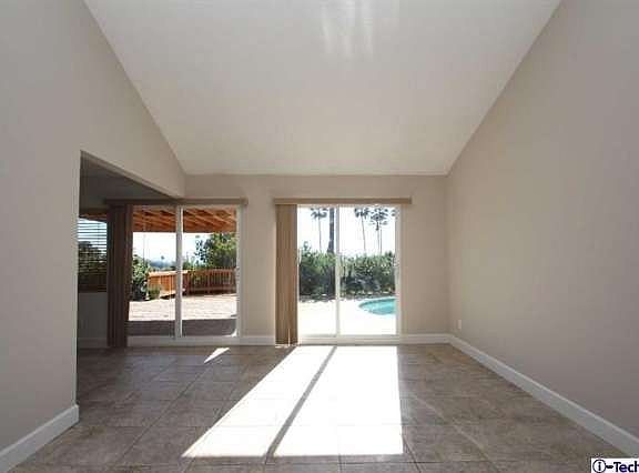 5th image of 13785 Algranti Ave