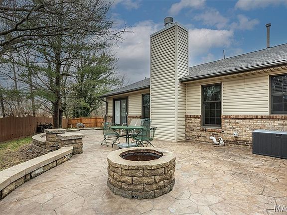 2nd image of 109 Sherryl Ct