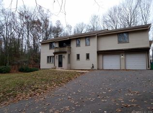 77 Pine Hill Rd, Avon, CT 06001