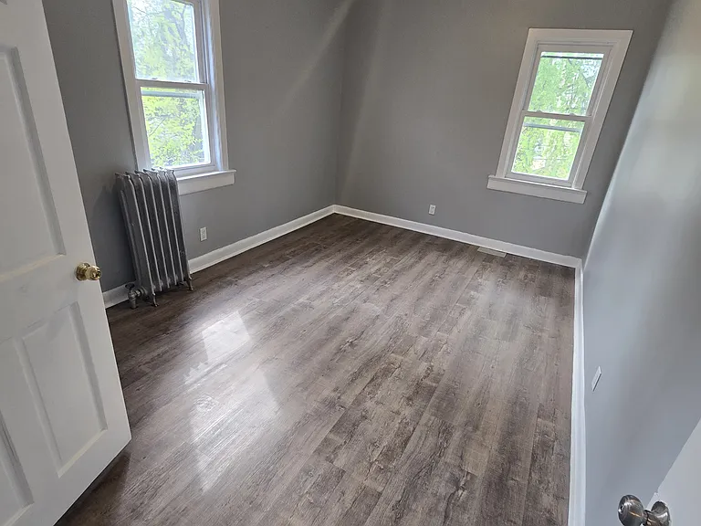 325 N Grove St #G2 — Photo 2
