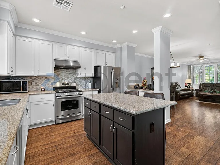 223 Birch Creek Dr — Photo 15