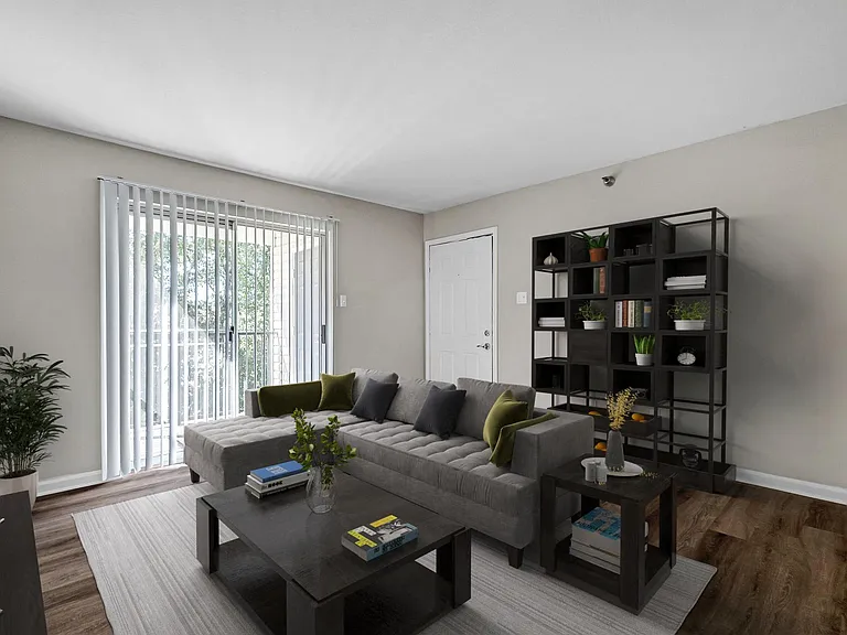 The Lexington Apartments — Photo 23