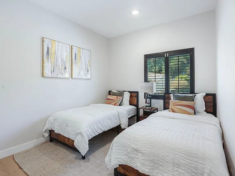 7422 Valaho Ln — Photo 28