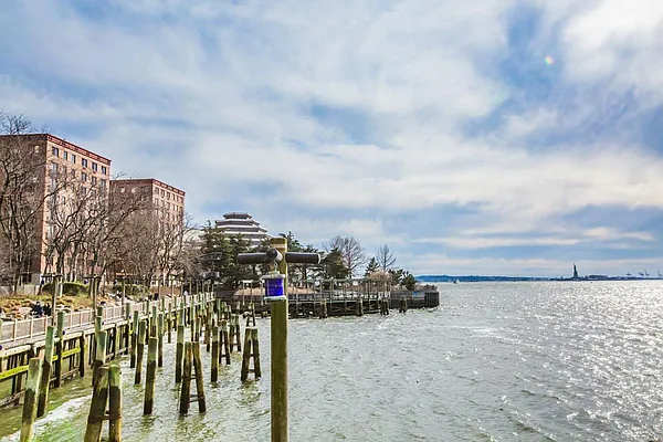 Sold by Battery Park Realty | media 15