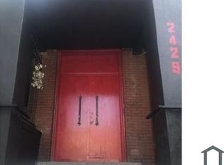 2429 W Lexington St APT 1, Chicago, IL 60612
