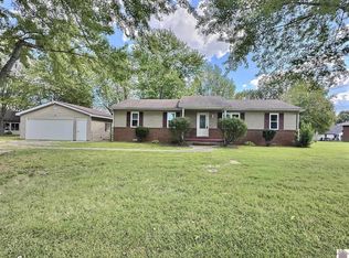 283 Gate Rd, Benton, KY 42025