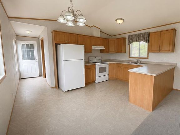 3rd image of 309 2nd AVENUE NW