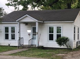 204 N Avenue B, Elgin, TX 78621