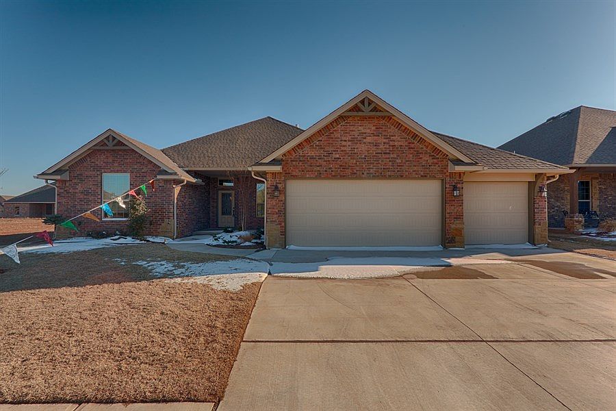 1st image of 4820 SW 128th St