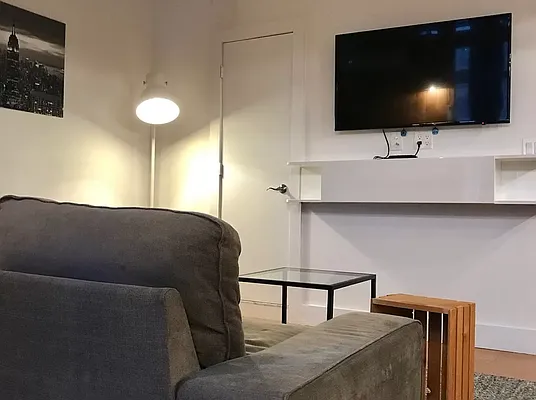 Rented by Owen C Wright, LREB | media 20