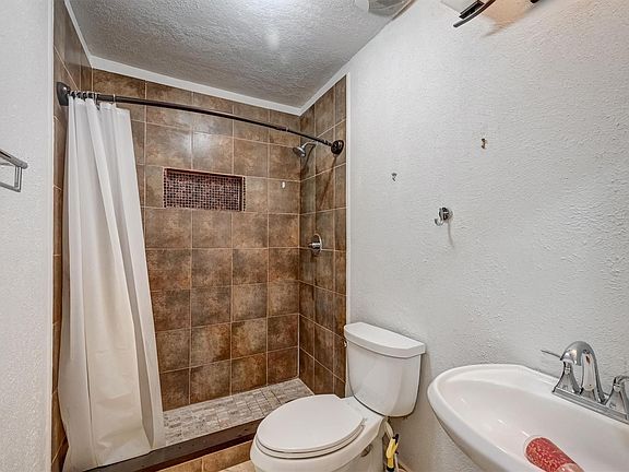 5th image of 10118 Fernstone Ln