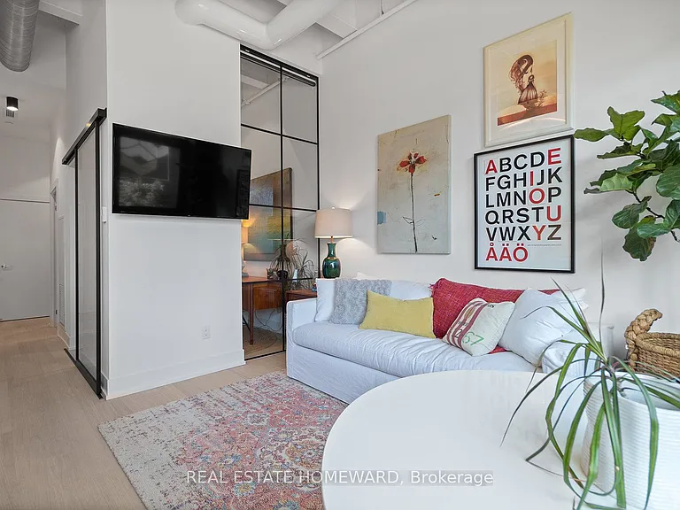 150 Logan Ave #207 — Photo 3