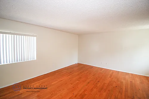 24431-24433 Hawthorne Boulevard Photo 1