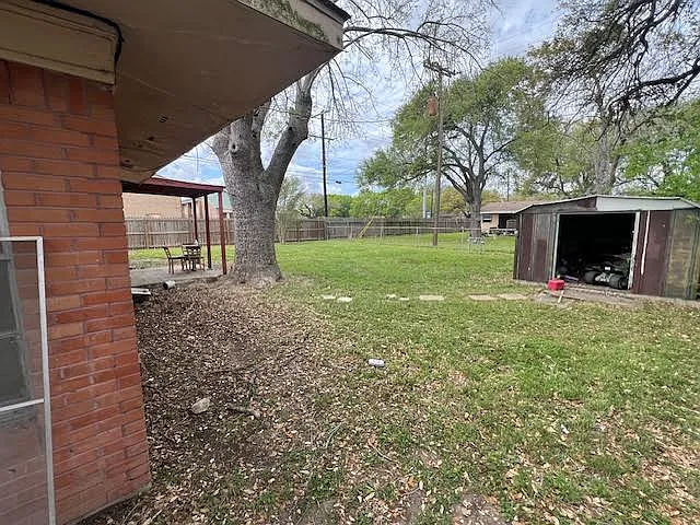3 bed, 1.5 bath, 1664 sqft, $1,450 — Photo 3