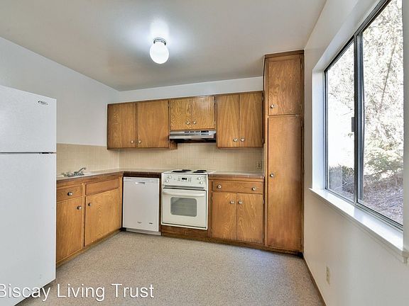 4th image of 416 Warren Dr #41406