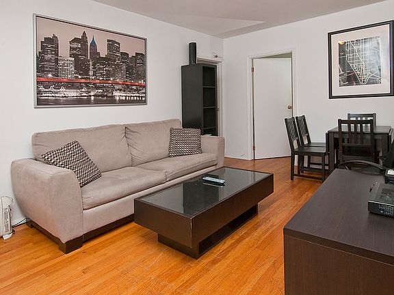 3rd image of 335 E 94th St APT 13