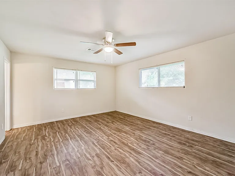 3700 Stassen St — Photo 18