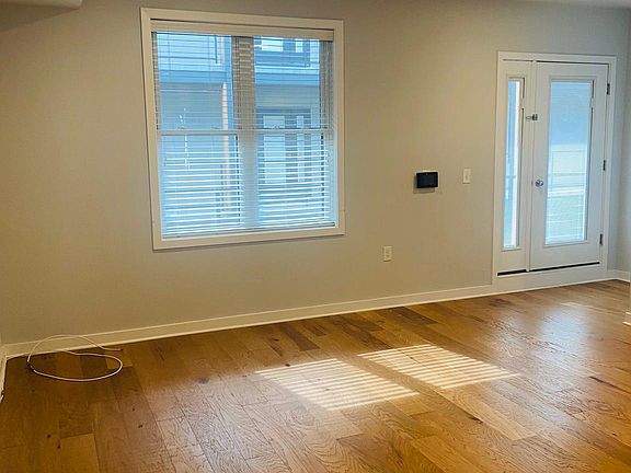 4th image of 1216-18 N 5th St #31