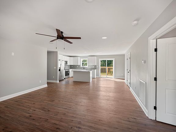 5th image of 15885 Wyatts Way