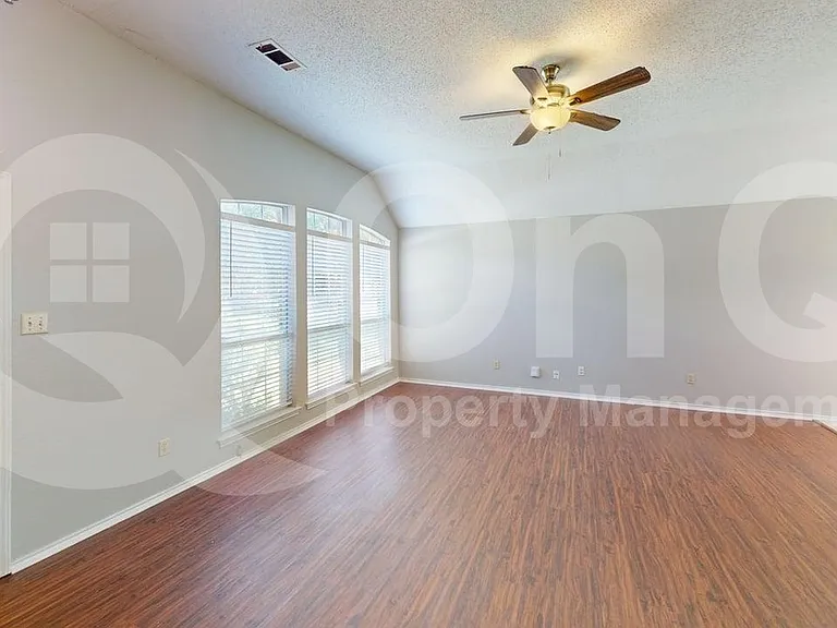 12603 Summer Hill Dr — Photo 6