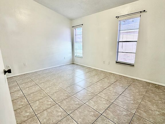 5th image of 13603 Laraway Dr