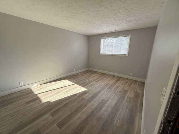 1725 N Iowa Ave APT 4