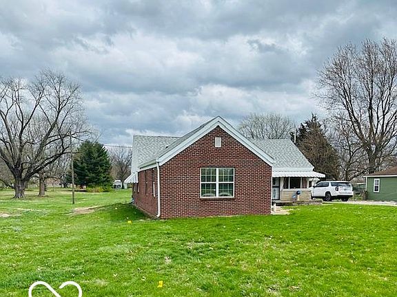 2nd image of 2359 S County Road 1050 E