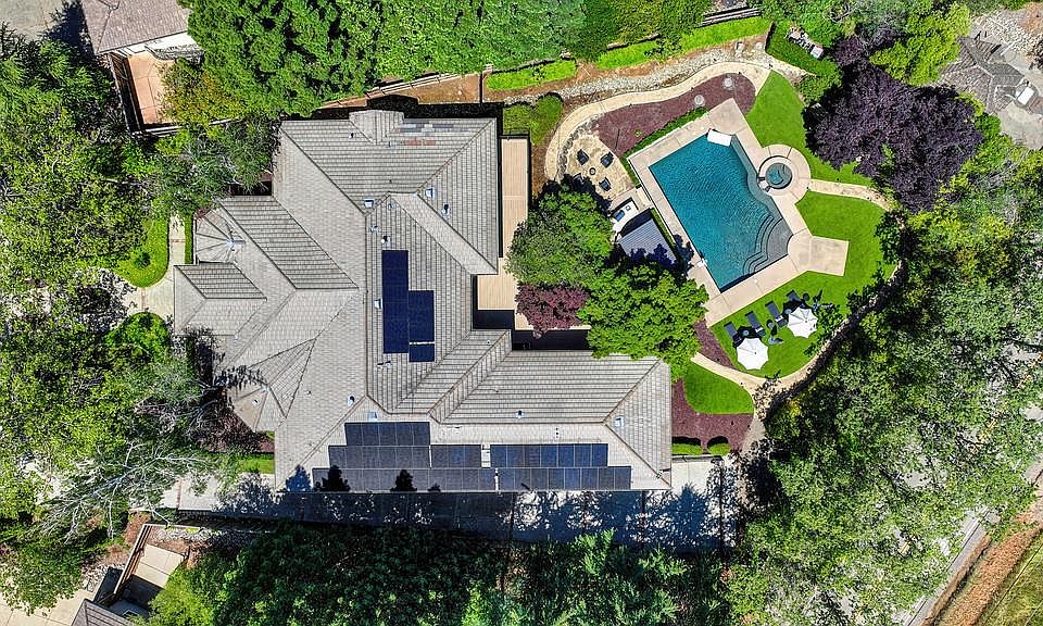 1st image of 2213 Cardiff Cir