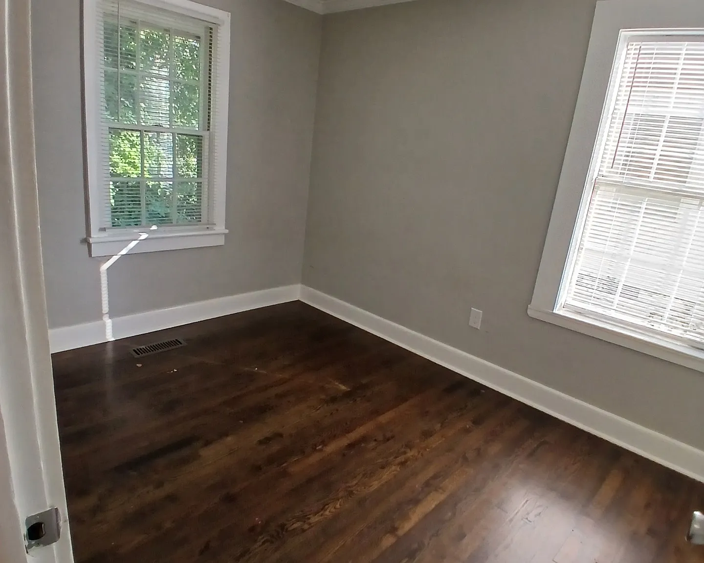 2 bed, 672 sqft, $1,300 — Photo 4