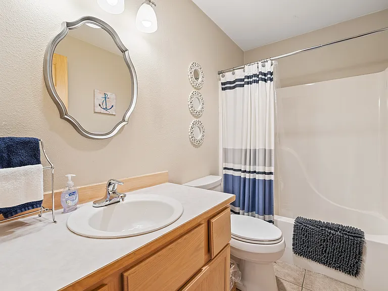 808 W Manson Rd #C303 — Photo 8