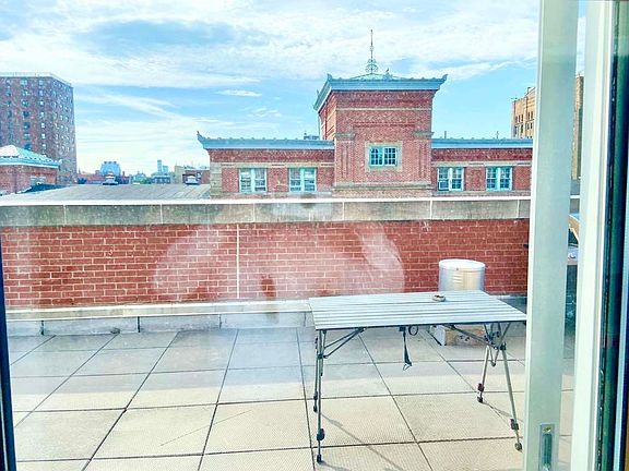4th image of 1677 Lexington Ave APT 7E