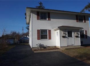 6 Conrad Dr, Greece, NY 14616