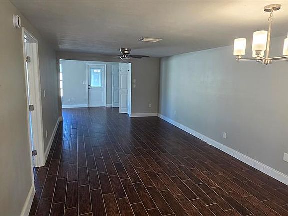 3rd image of 4141 STRATFORD DRIVE #A