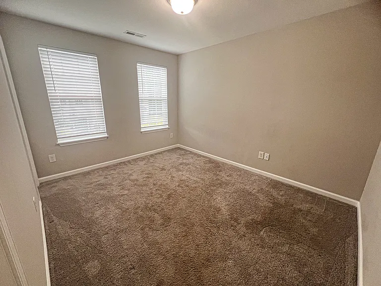 125 Swan Haven Ln — Photo 31