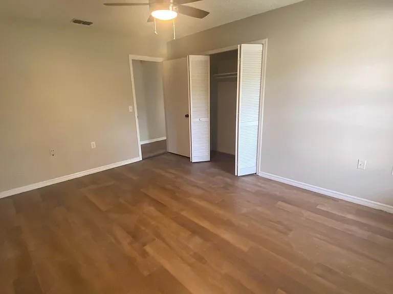 Lake Hill Cir — Photo 12