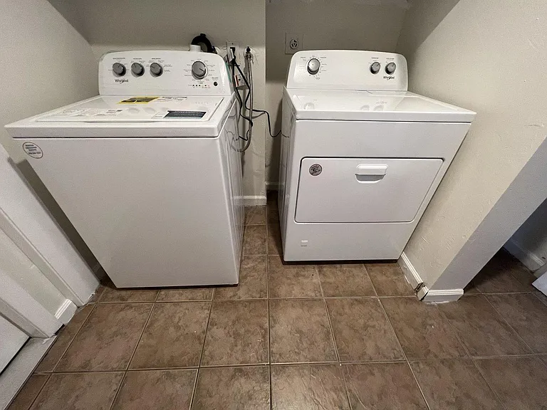 Unit Photo