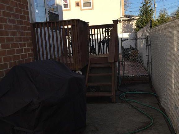 5th image of 13 Harvey Ave
