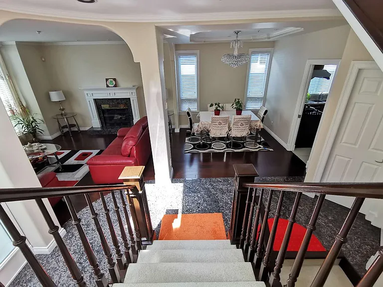 5938 Larch St — Photo 4
